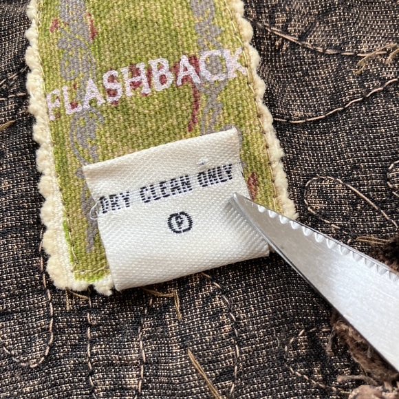 Flashback Shacket XL Brown Crushed Velvet, Sequins, Embroidery, Crotchet Trim - Picture 6 of 7